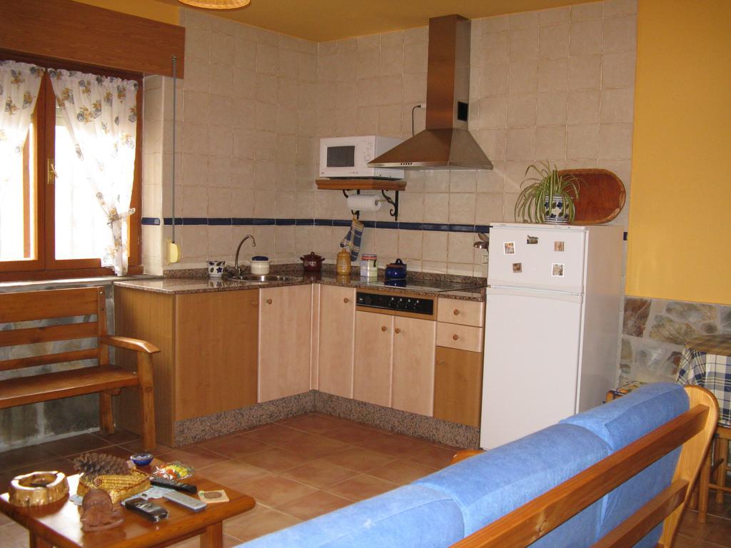 Apartamentos Rurales Casa El Caminero Merás Quarto foto